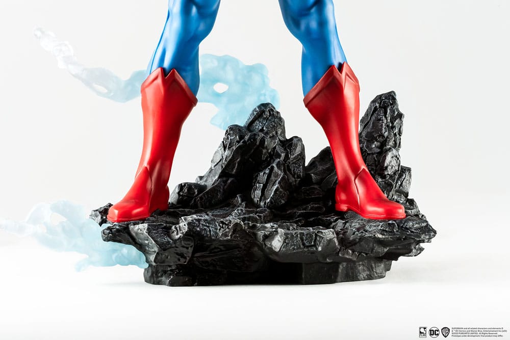 DC Comics Superman Classic Version 30 cm 1/8 Scale PX PVC Statue