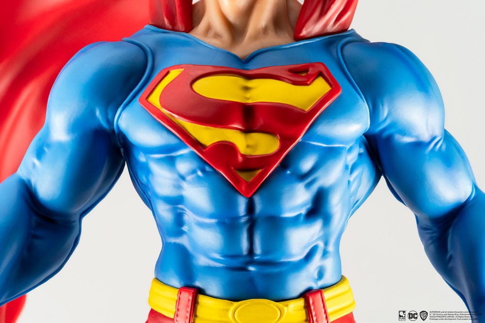 DC Comics Superman Classic Version 30 cm 1/8 Scale PX PVC Statue