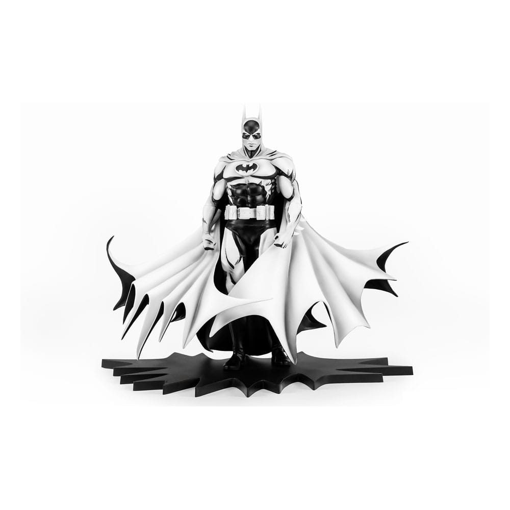 Batman Black & White Version 27 cm 1/8 PVC Statue
