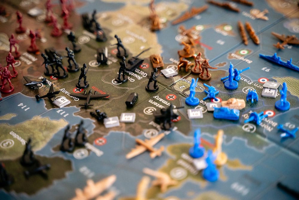 Axis & Allies board game Axis & Allies: 1940 Europe Second Edition *English Version*