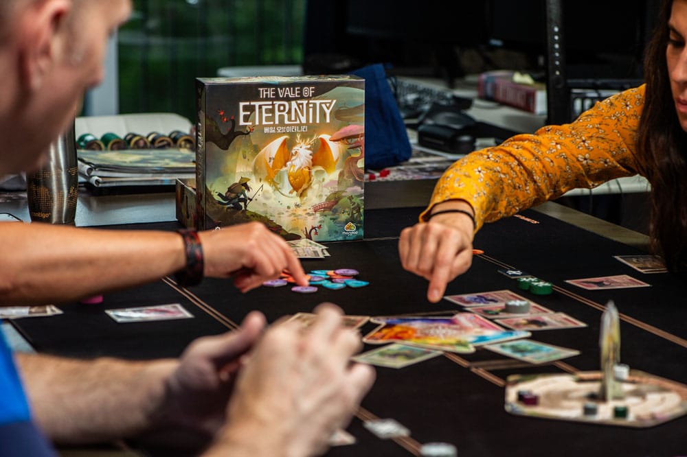 The Vale of Eternity card game *Englische Version*