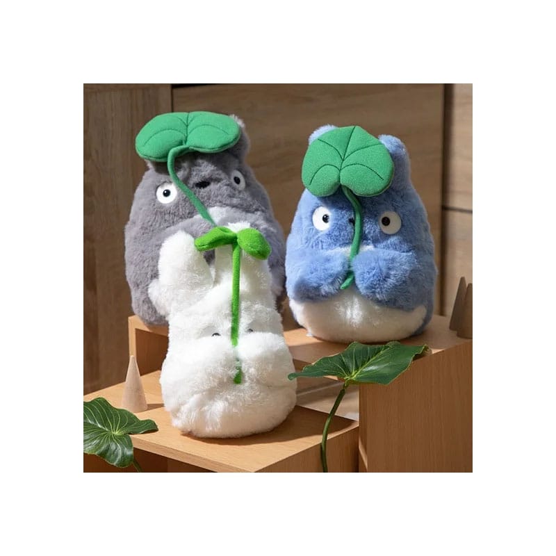 My Neighbor Totoro Nakayoshi Medium Totoro with leaf 20 cm Plush Figure