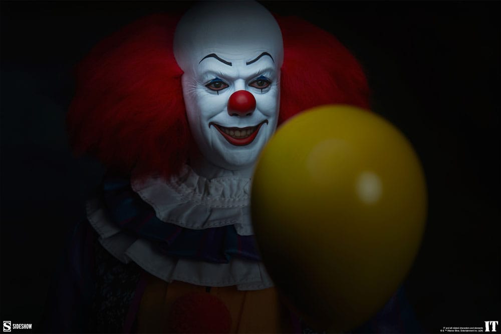 It (1990) Pennywise 30cm 1/6 Scale Action Figure