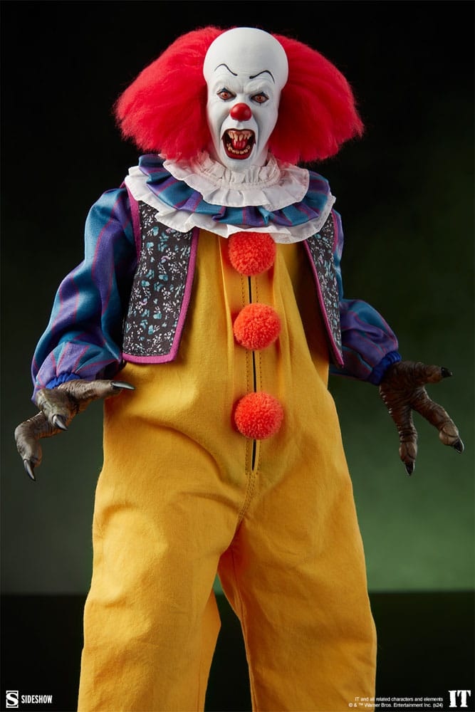 It (1990) Pennywise 30cm 1/6 Scale Action Figure