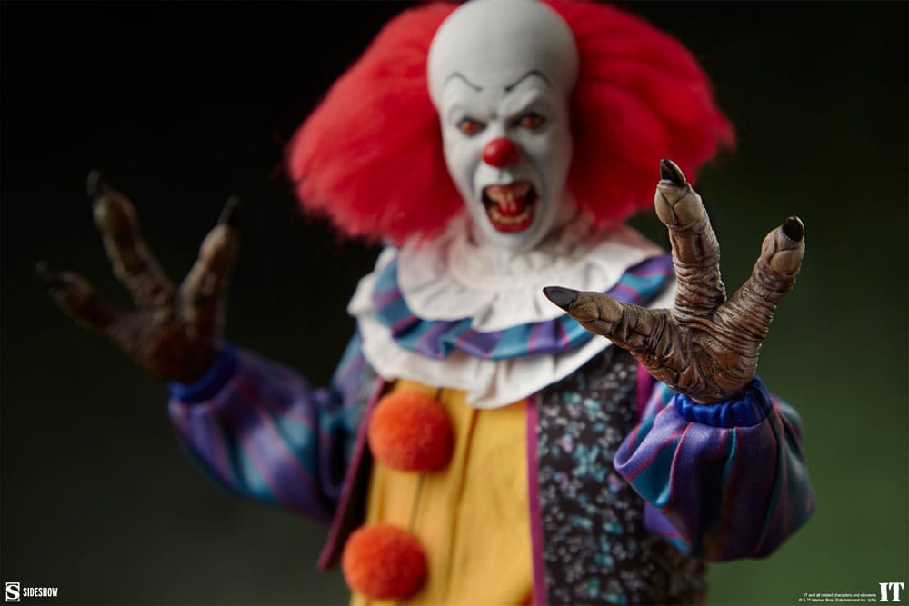 It (1990) Pennywise 30cm 1/6 Scale Action Figure