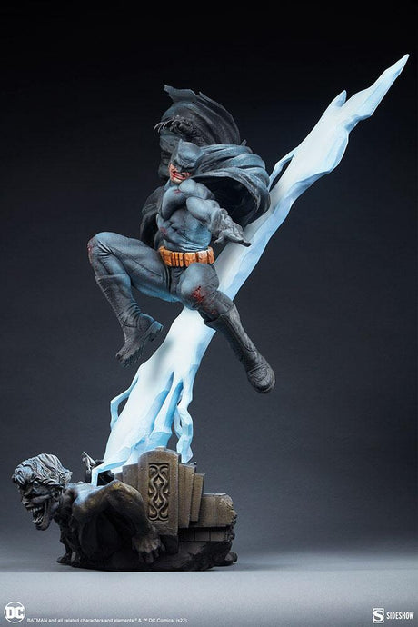 DC Comics Premium Format Statue Batman: The Dark Knight Returns 80 cm