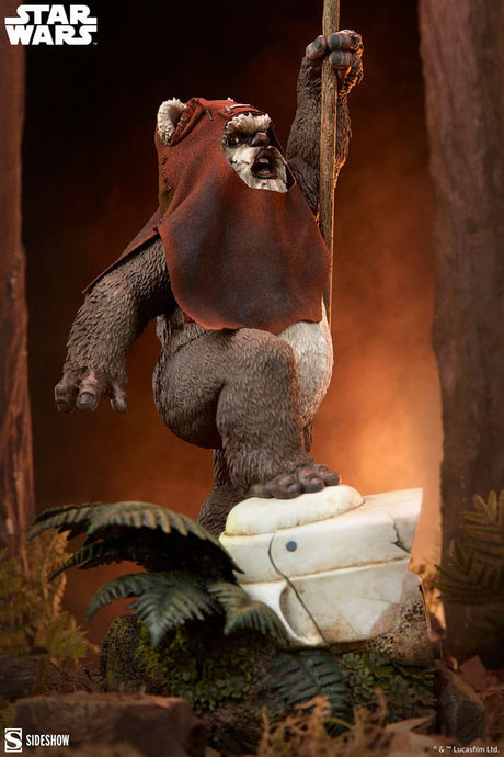 Star Wars: Episode VI - Return of the Jedi Premium Format Statue Wicket 46 cm