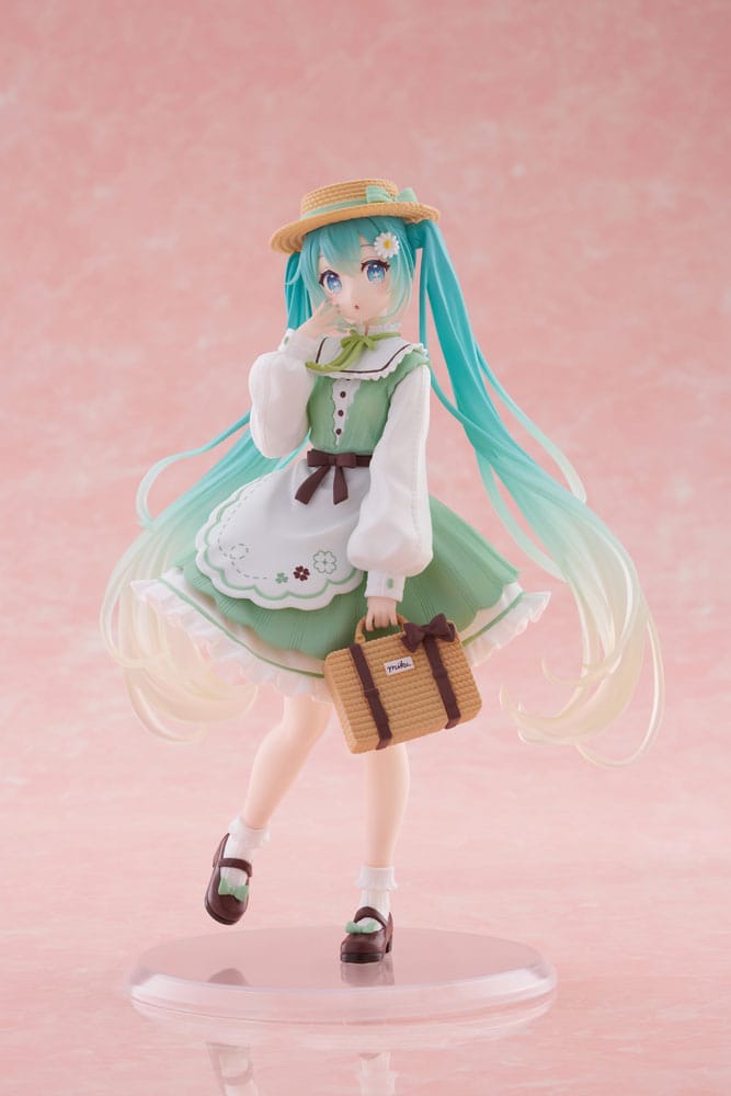 Hatsune Miku Fashion Country Ver. 18 cm PVC Statue Figure