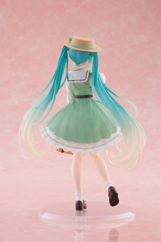 Hatsune Miku Fashion Country Ver. 18 cm PVC Statue Figure