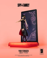 Spy x Family Neon Figure 1/9 Yor Forger 20 cm