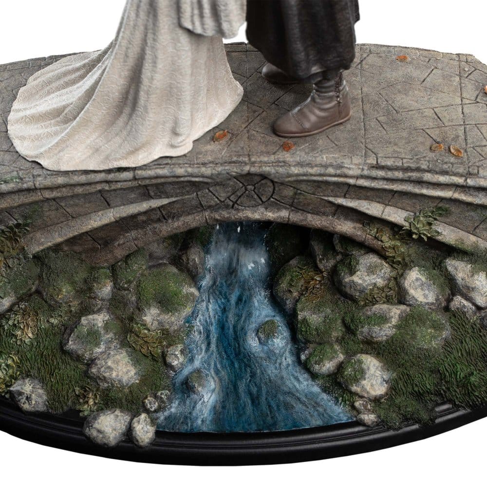 The Lord of the Rings Mini Statue Aragorn & Arwen 24 cm