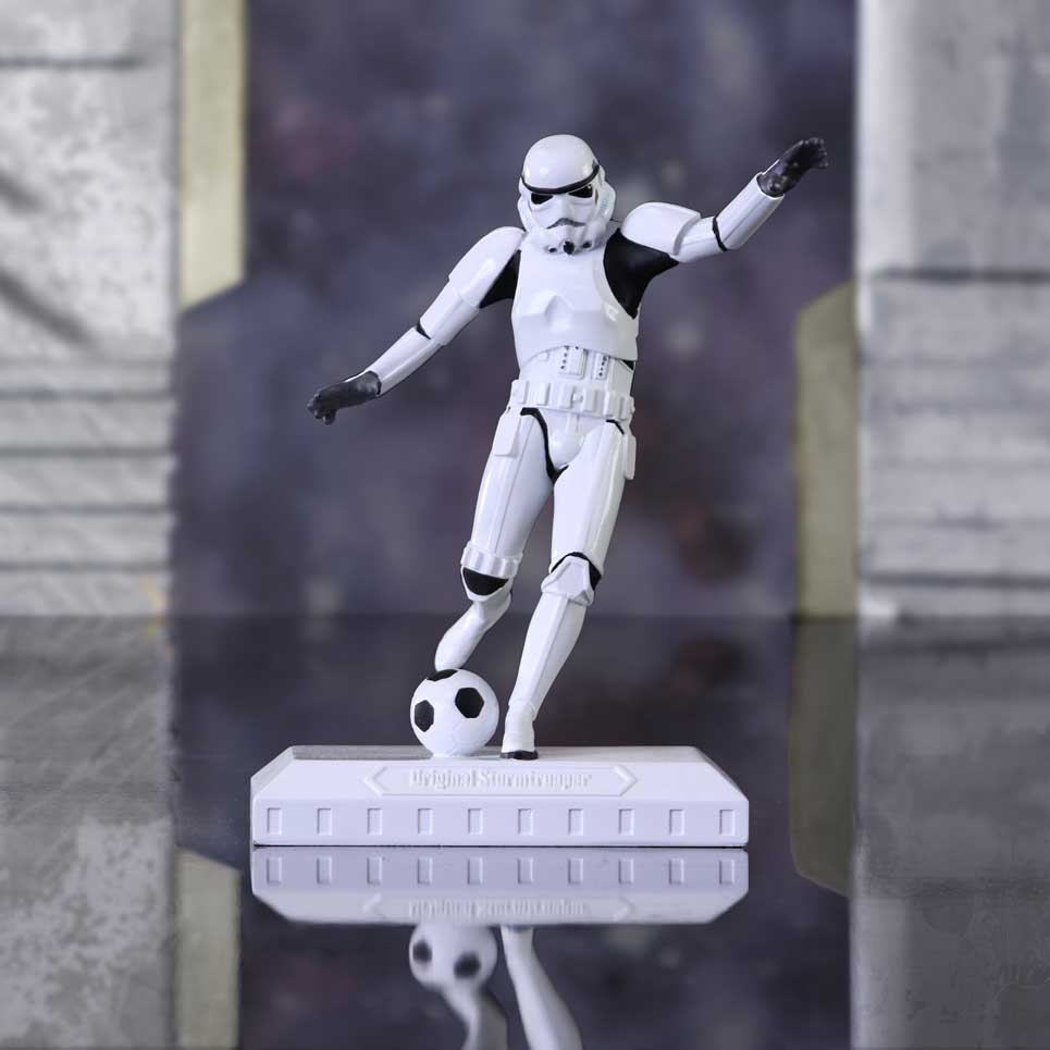 Star Wars Stormtrooper Back of the Net Footballer 17cm Figurine