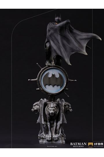 DC Comics Batman Deluxe Art Scale 1/10 Statue - Batman  Returns