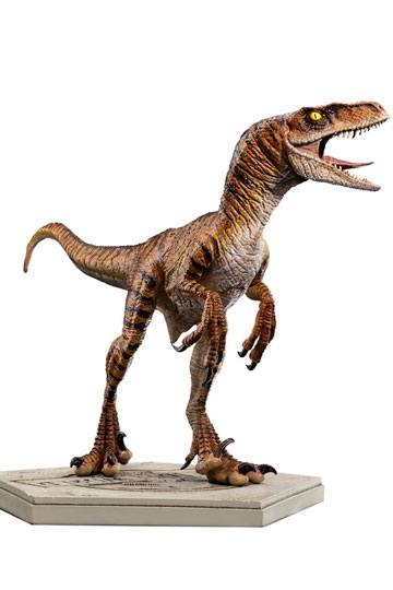 Jurassic World Fallen  Kingdom 1/10 Scale Figure Velociraptor