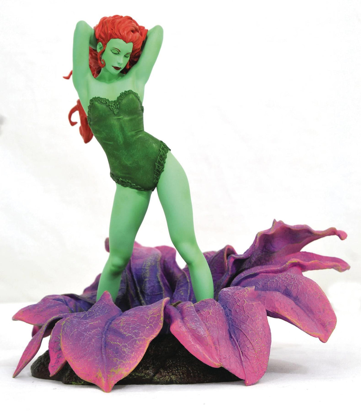 DC Comics: Poison Ivy: 9 Inch PVC Diorama Statue [BOX DAMAGED]