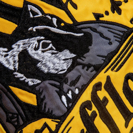 Harry Potter: Hufflepuff Oversized Hoodie Blanket