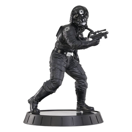 Star Wars A New Hope Tie Pilot 30cm 1/6 Scale Milestones Statue